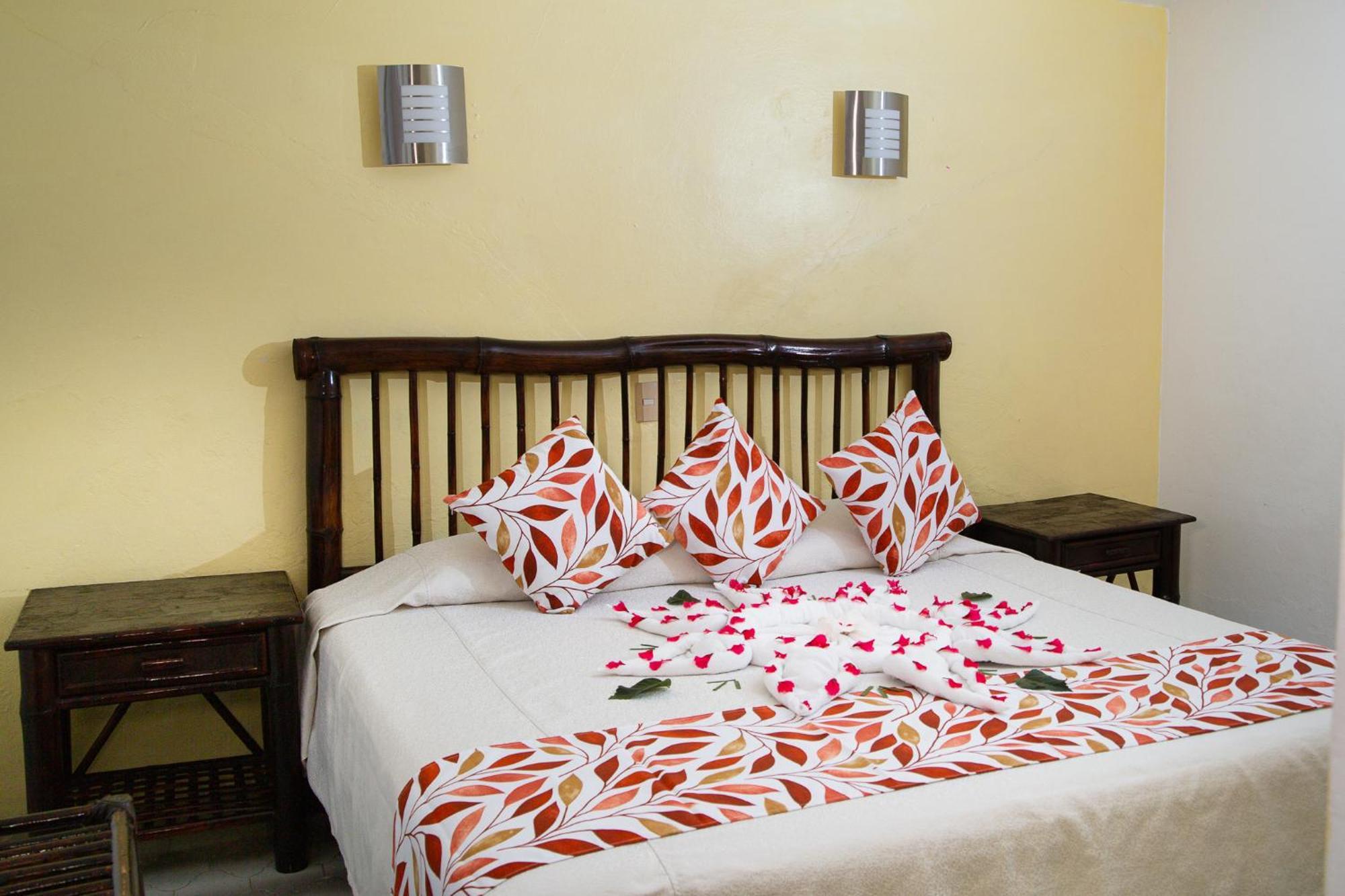 Hotel Zihua Caracol Zihuatanejo Buitenkant foto