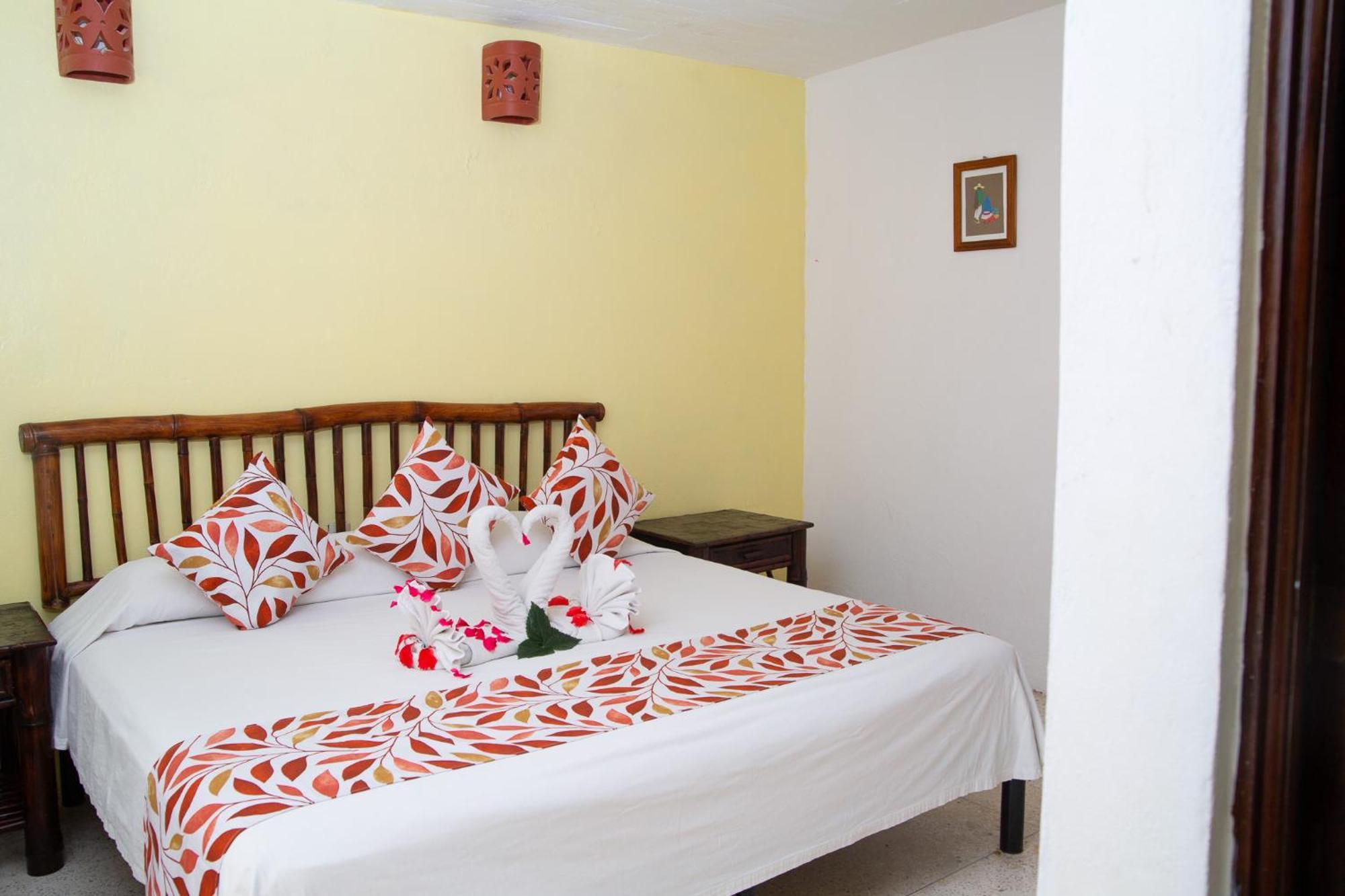 Hotel Zihua Caracol Zihuatanejo Buitenkant foto
