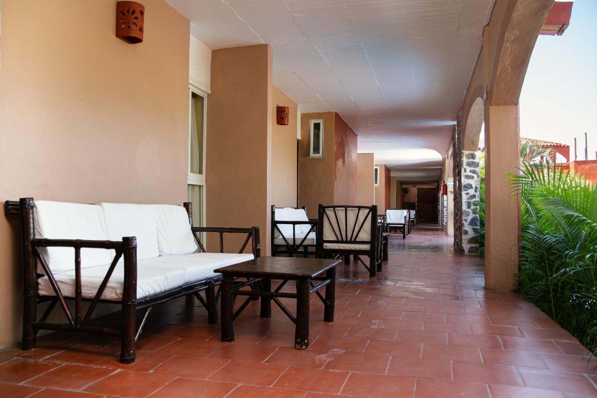 Hotel Zihua Caracol Zihuatanejo Buitenkant foto