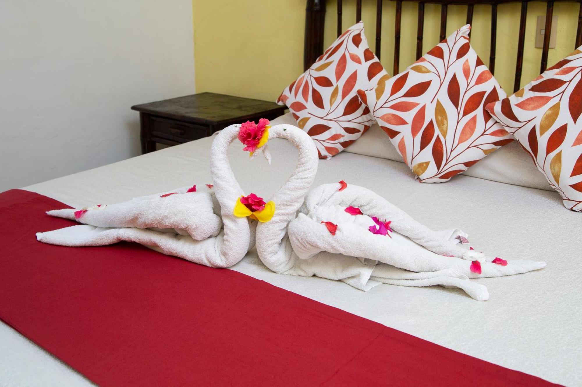 Hotel Zihua Caracol Zihuatanejo Buitenkant foto